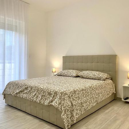 Casa Brina By Home080 - Puglia Mia Apartments Монополі Екстер'єр фото